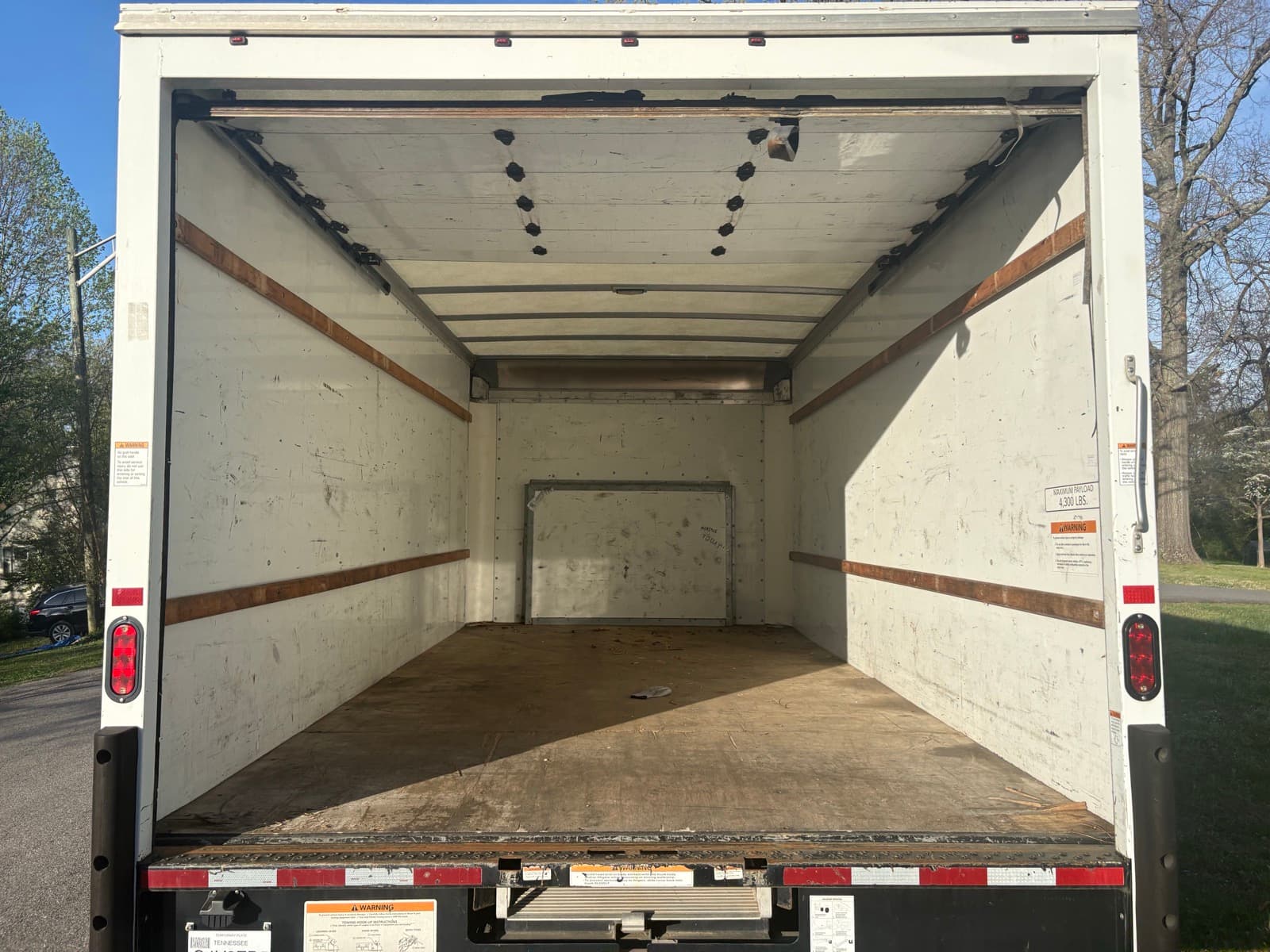 2017 Ford E-350 — photo 3
